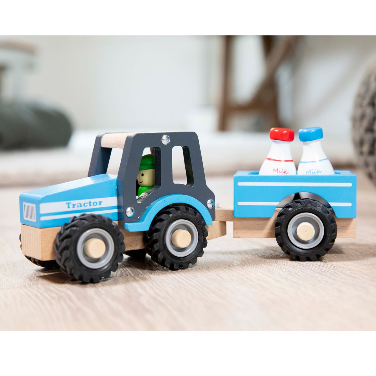 Houten Tractor Blauw | Set met melk